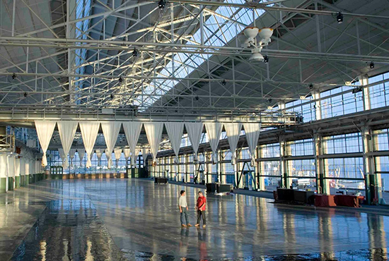 The Craneway section of the Ford Assembly Building, Richmond, California. Photo by Billy Hustace Photography (2008) © Billy Hustace