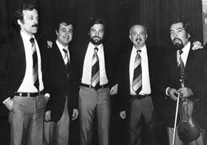 Photo of Piazzolla's Second Quintet standing
