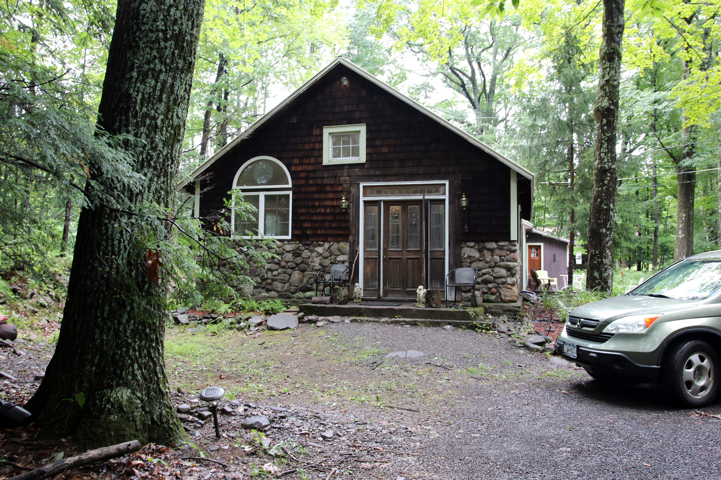 A cottage which was George Tsontakis's first residence in Shokan and is now a cottage for guests.