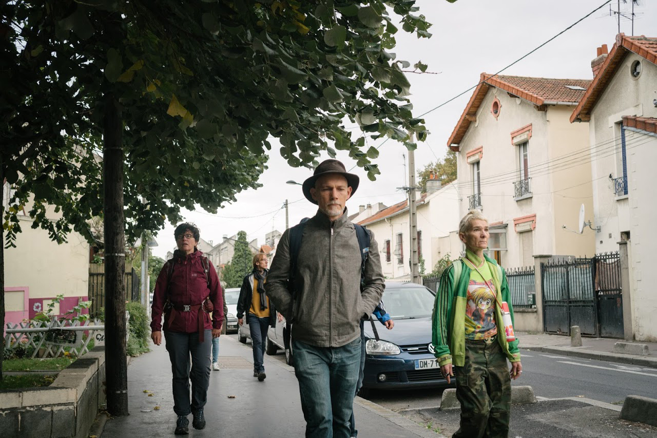 Craig Shepard leading a silent walk in Aubervilliers on September 29, 2019